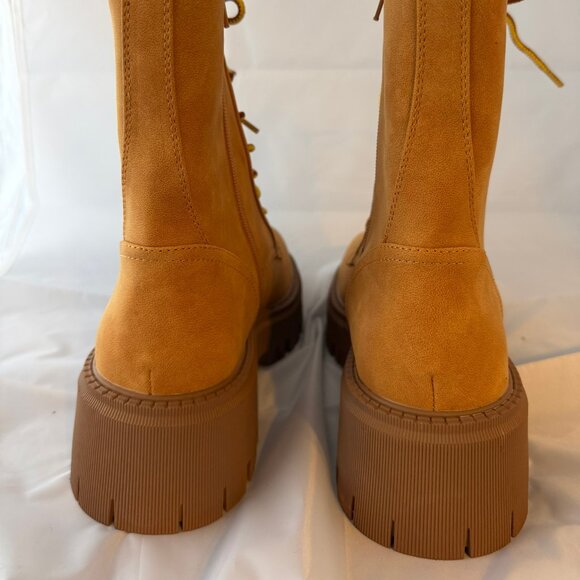 DV Dolce Vita TAN Glisten Lug-Sole Lace-Up Combat Boots Women Size 9 NWOB - Picture 4 of 6